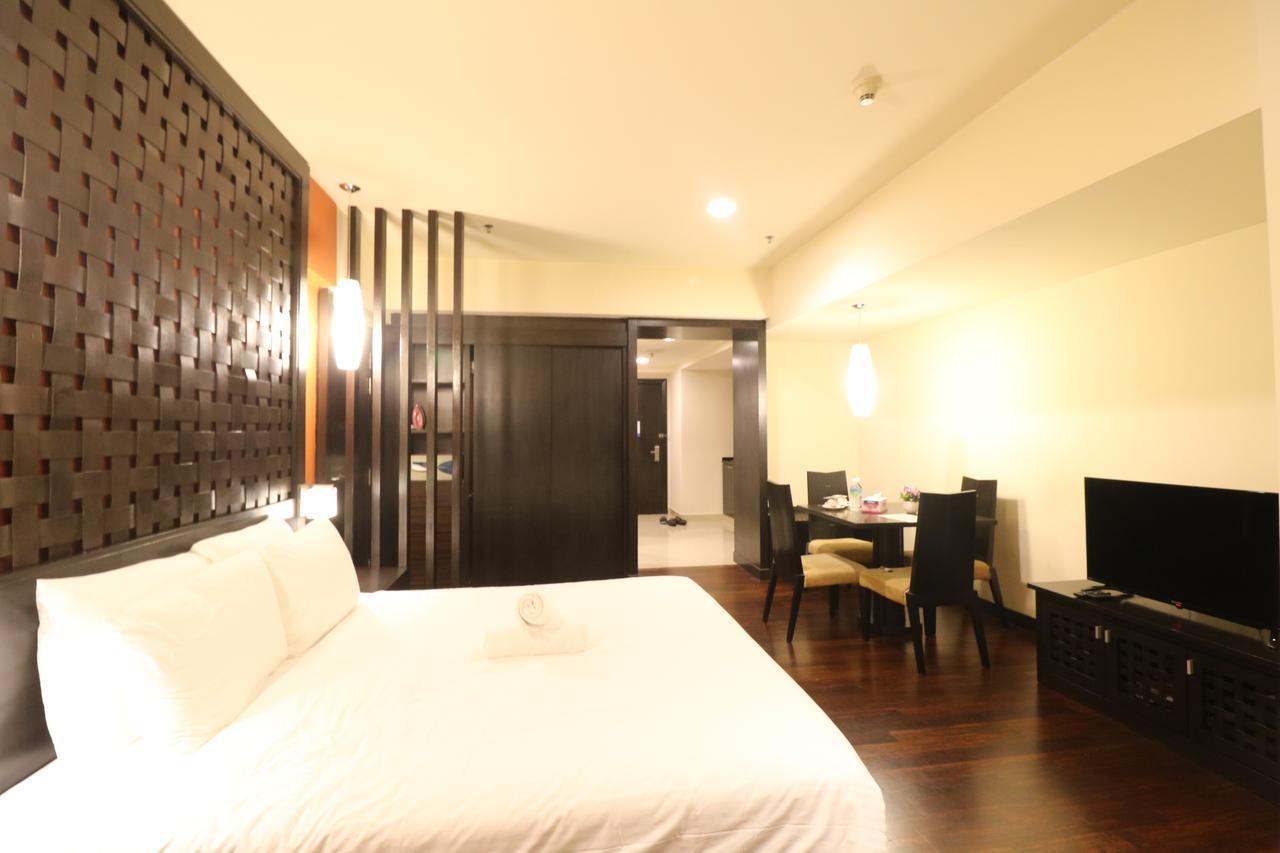 Millennium Suite At Pyramid Tower Petaling Jaya Exteriör bild
